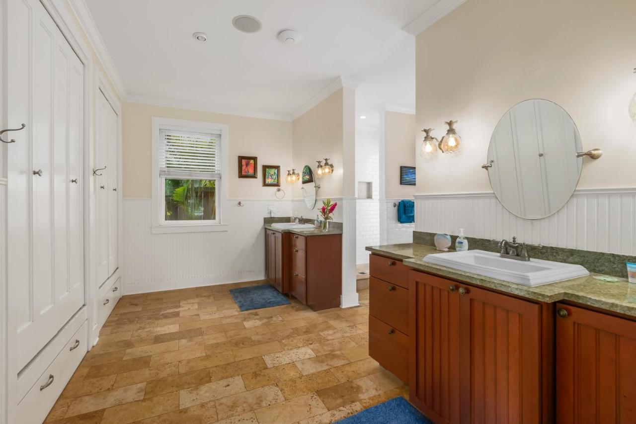 1730 Kaleka 4 Bed Poipu House, Walk To Holiday home
